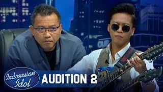 Membawa Double Neck Guitar, Penampilan Lorenzo Bagaikan Bon Jovi - Indonesian Idol 2021