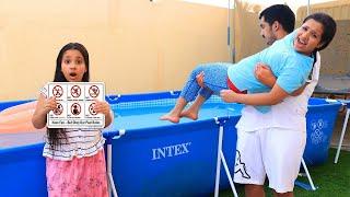 بابا رمى شفا في المسبح !!! Dad throw  her in pool