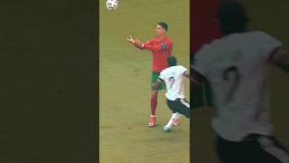 how ronaldo trick rudiger #ronaldo #football #shorts