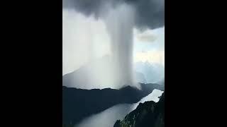 Cloud Burst live. Real video