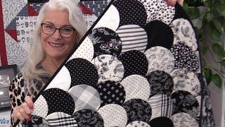 Make and Quilt a Clamshell Quilt all in One Step