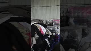 Used clothes factory in Guangzhou #usedclothes #secondhandshoes #clothing