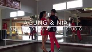 Agung & Nia - Bachata demo at Ubud Studio