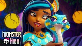 Cleo Gets a New Pet!  w/ Frankie & Deuce | Monster High