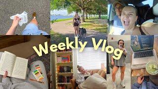 spend my week with me  (reading updates, coffee shop, walks, barnes trip, + more!!)