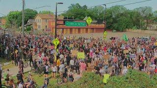 Protesters Rally Outside Minneapolis Police Federation Calling For Lt. Bob Kroll To Step Down