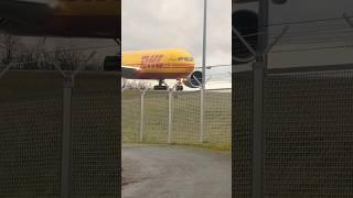 Plane spotting Frankfurt Airport #planespotting #aviation #boeing777 #frankfurtairport