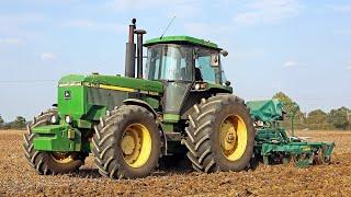 Classic 190hp John Deere 4755 and Cousins Patriot cultivator | Cultivating bean stubble