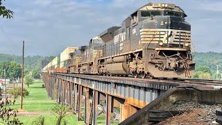 Huge Railroad Bridge Connecting West Virginia & Ohio, CSX & Norfolk Southern Trains In Kenova