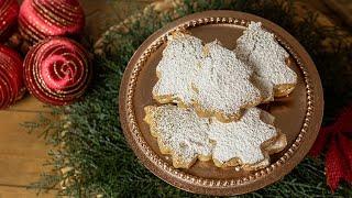 Festive Kourabiedes: Greek Almond Cookies