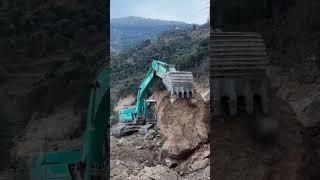 Excavator cutting hill#shorts#viral #skdvolg