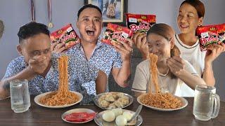 4 Packet 2x Spicy Buldak Ramen Pork Momo Eggs | BN Vlogs Khanpina