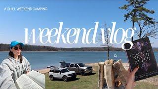 a chill weekend vlog: camping & reading the ballad of never after