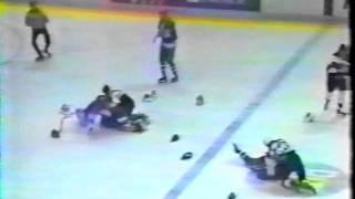 Richard Shulmistra vs Peter Sidorkiewicz ( Goalie Fight ) - Cornwall vs Albany brawl