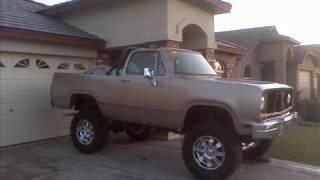 Dodge Ramcharger 1975SE 4x4 offroad truck