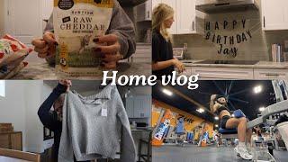 VLOG: animal based day of eating, package haul, Jay’s birthday, changing my last name