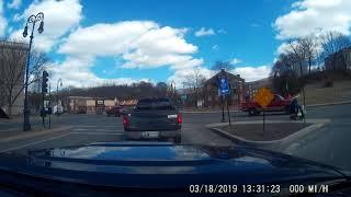 Asshat Goes Through a Red Light