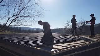 Time Lapse montaj tabla cutata Bilka pe acoperis cu inclinatie mica