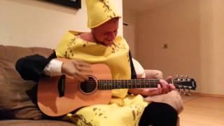 Mikkel the banana hand guitar player