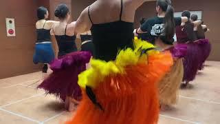 Tahitian Dance・タヒチアンダンスレッスン中タヒチアンダンス教室ヘレヒア