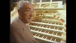 The Legendary Reginald Dixon M.B.E at the Mighty Wurlitzer Theatre Organ