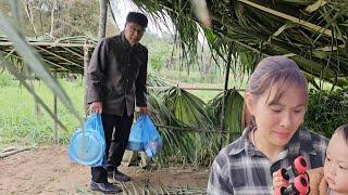 The girl burst into tears when she saw that her father was still worried about her