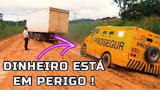 O DINHEIRO CORRE PERIGO. CARRO FORTE ATOLOU