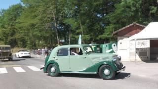 Oldtimers & Classic Cars & Youngtimers Arriving at a Car Meet