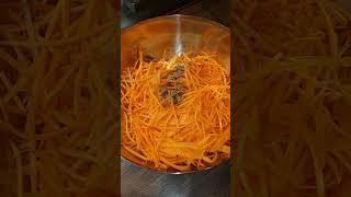 Салат из моркови / Морковь по корейски #shorts #рецепты #простыерецепты #салат #рецептывкуснойкухни