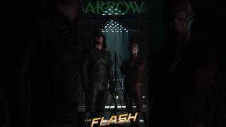 Стрела и Флэш организовали свой Бойцовский Клуб #arrow #theflash #shorts