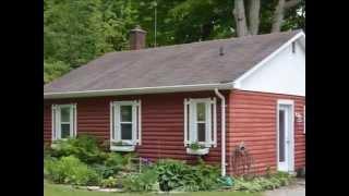 Cottage for sale on Lake Erie