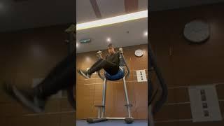 Leg Raise Twist