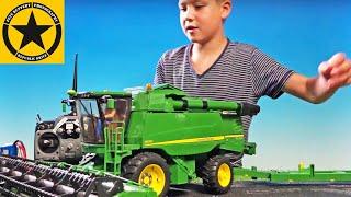 BRUDER Spielwaren Farm  RC John Deere Mähdrescher  Model DEMONSTRATION