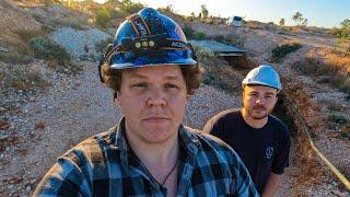 Opal Mining With A Rookie: Finding Gems and Fixing Breakdowns!