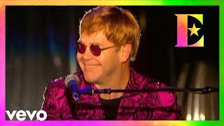 Elton John - Funeral For A Friend / Love Lies Bleeding (Live At Madison Square Garden)