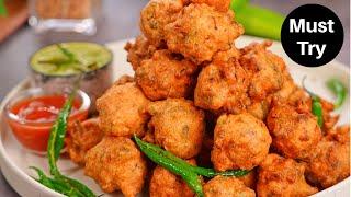 रिमझिम बारिश में बनाए आलू प्याज़ मिर्ची के बहुत ही टेस्टी पकोड़े | Aloo Pyaaz ke Pakode Kabitaskitchen