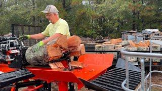 Red Oak Splitting #firewood #splitting @WolfeRidgeSplitters