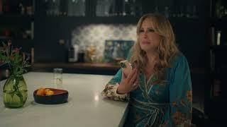 "Robots" Discover it® Card Customer Service :30 Big Game Commercial - featuring Jennifer Coolidge