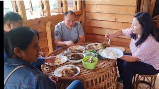 Lunch in treehouse  near Bangalore (Chikkaballapur)