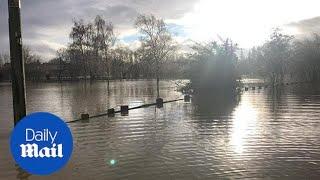 UK floods: West England submerges under water after flood warning