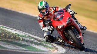 Motorcycle Body Position - How to move on your motorcycle when cornering