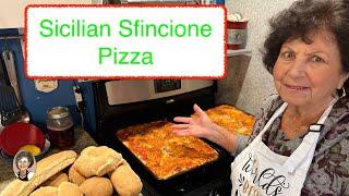  Street food pizza #pizza #streetfood #italian