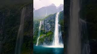 #viral #viralvideo #viralshort #bestwaterfalls #video #rangiliduniya #rangili #duniya