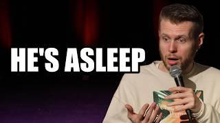 Sleep talker starts heckling comedian