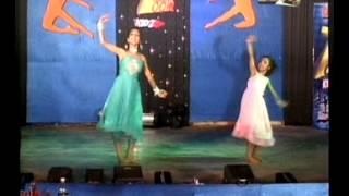 Ayushi & Trisha duet perfomance song AASHAYEN in zip zap zoom kidz 2010 Taza tv final