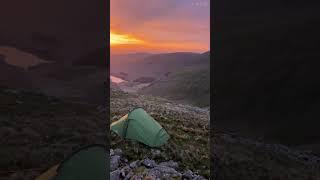 Wild camping in the Lake District - the best sunrise 