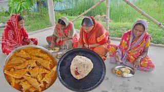 popi kitchen Eating vola mach, kathal biche vorta and hot rice