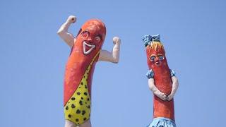 Superdawg is a time capsule of the classic, 40’s style drive-in that’s uniquely Chicago