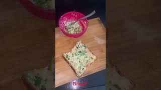 Garlic bread recipe |cheese garlic bread|quick garlic bread recipe#eveningsnacks#vbshorts#shorts