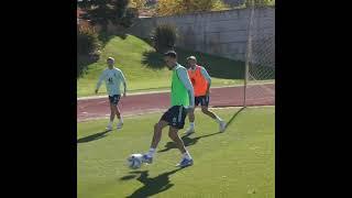 Could watch Busquets in the middle of a Rondo all day